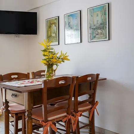 Casina Delle Rose - Scirocco Apartment Polignano a Mare